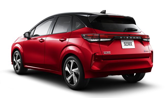 日産ノートのプレミアムバージョン「ノート・オーラ」が初公開。発売は